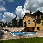 Mercurii Villa