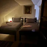 Mercurii Villa *