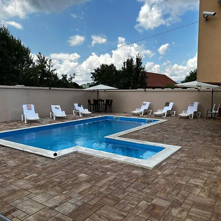 Mercurii - Private Heated Pool